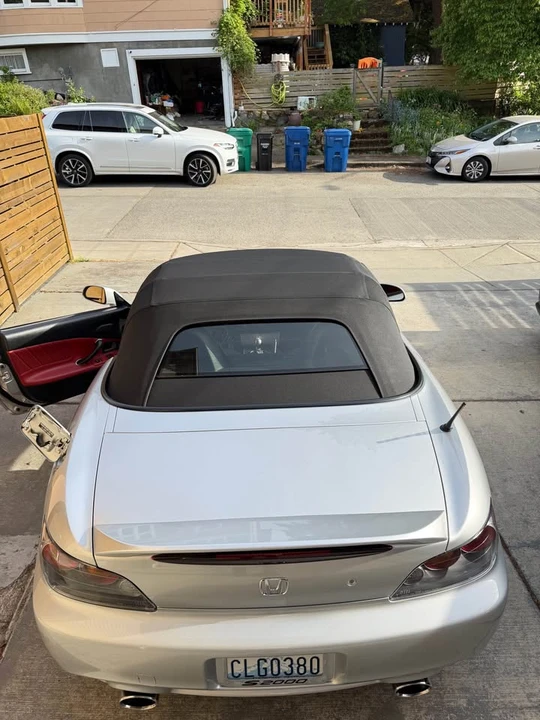 2004 Honda AP2 S2000 - Image 8 of 12