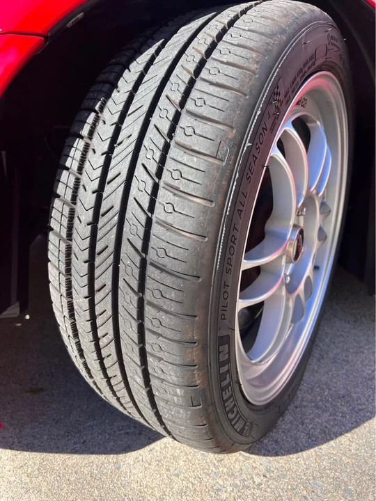 2004 Honda AP2 S2000 - Image 2 of 13