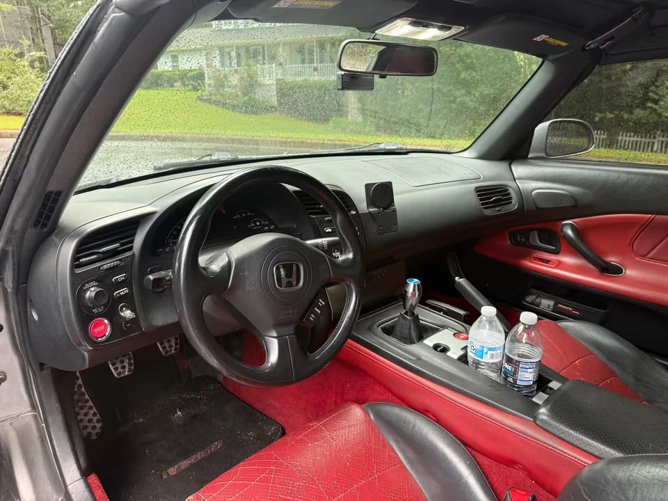 2004 Honda AP2 S2000 - Image 7 of 10
