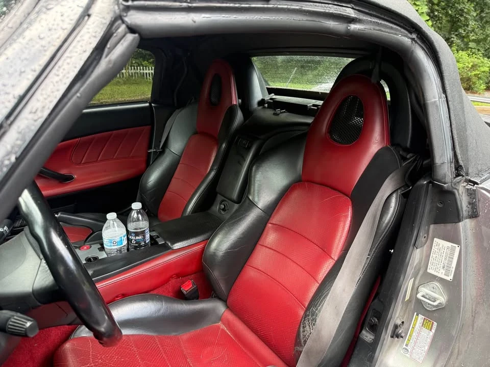 2004 Honda AP2 S2000 - Image 8 of 10