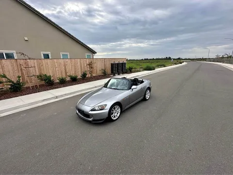 2004 Honda S2000 Convertible 2D