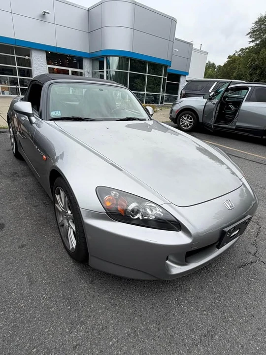 2004 Honda AP2 S2000 - Image 5 of 11