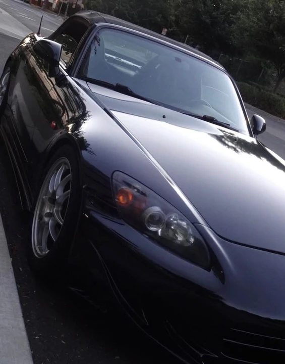 2004 Honda AP2 S2000 - Image 2 of 6