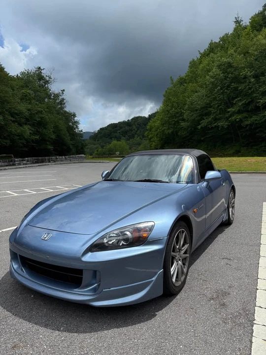 2004 Honda AP2 S2000 - Image 2 of 16