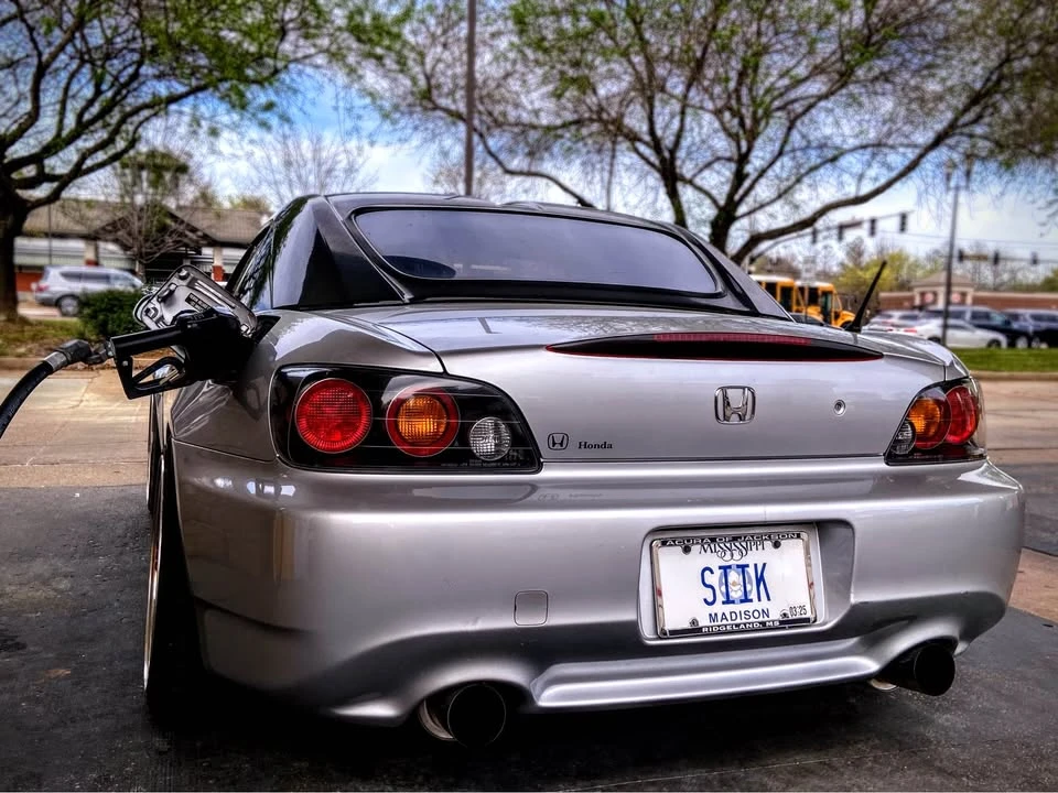 2004 Honda AP2 S2000 - Image 2 of 4