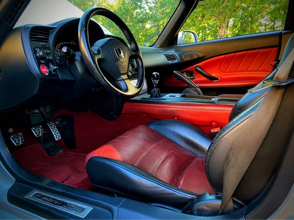 2004 Honda AP2 S2000 - Image 4 of 4