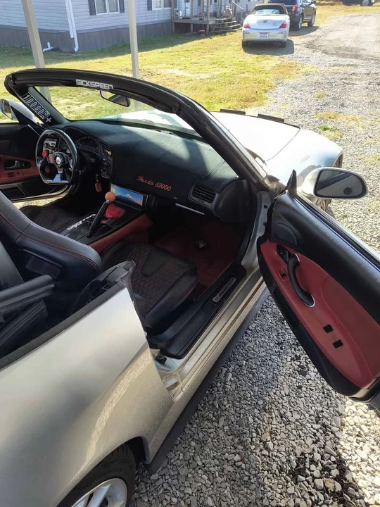 2004 Honda AP2 S2000 - Image 8 of 11