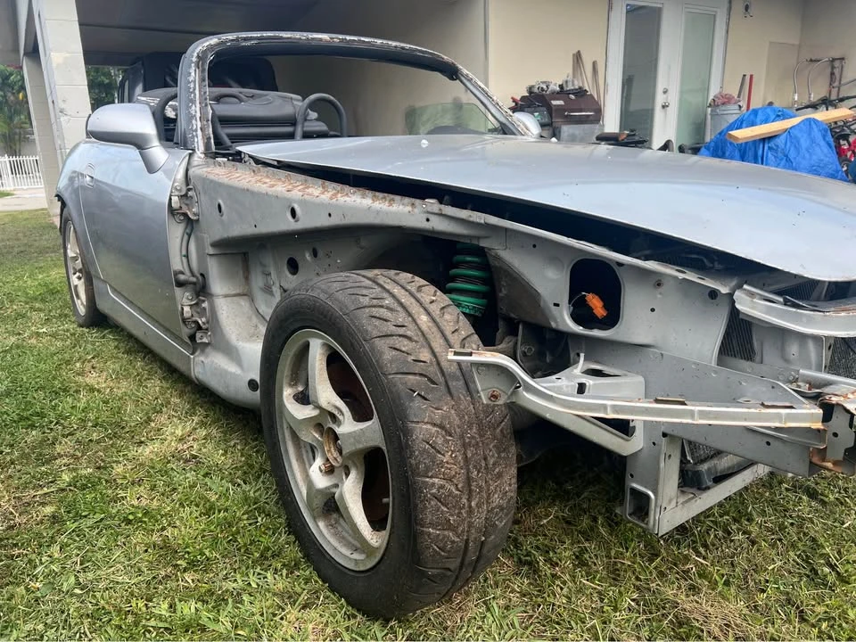 2004 Honda AP2 S2000 - Image 2 of 6