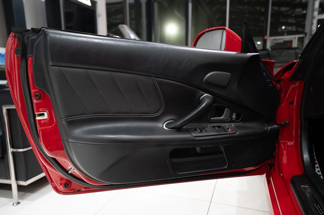 2004 Honda AP2 S2000 - Image 5 of 12