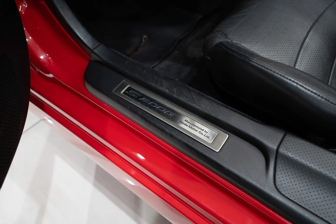 2004 Honda AP2 S2000 - Image 7 of 12