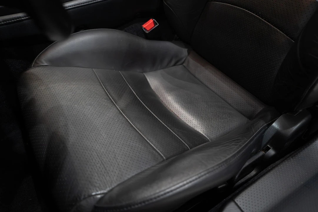 2004 Honda AP2 S2000 - Image 10 of 12
