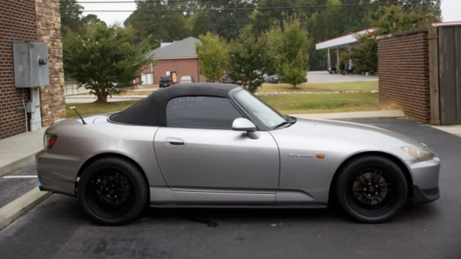 2004 Honda AP2 S2000 - Image 2 of 26