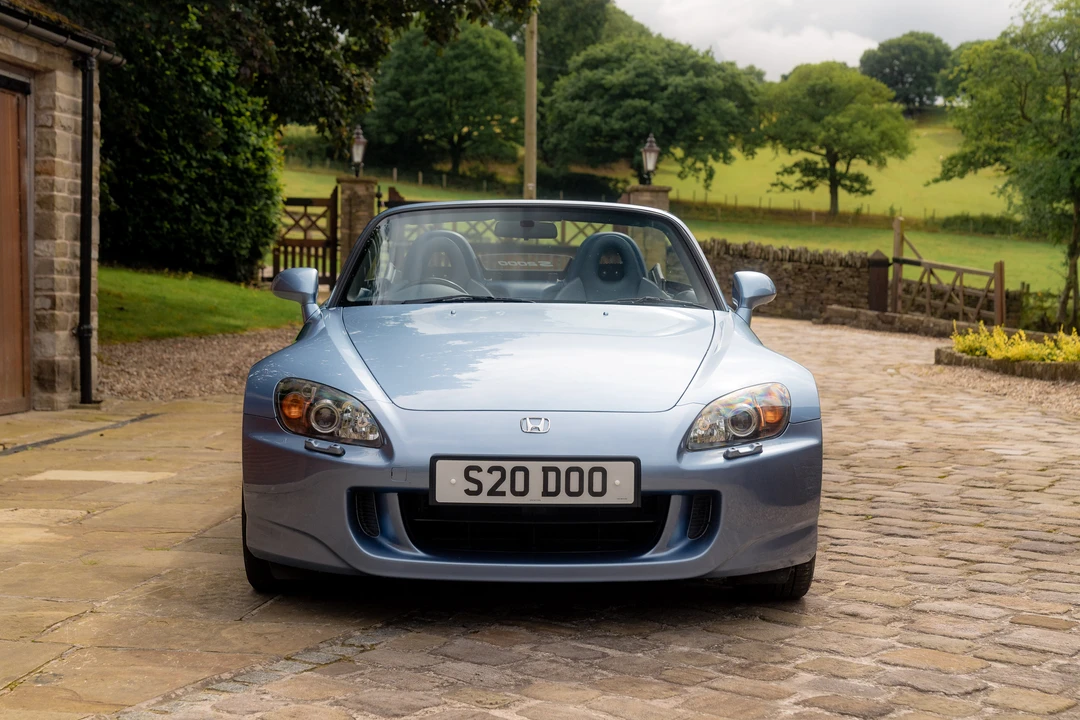 2004 Honda AP2 S2000 - Image 2 of 31