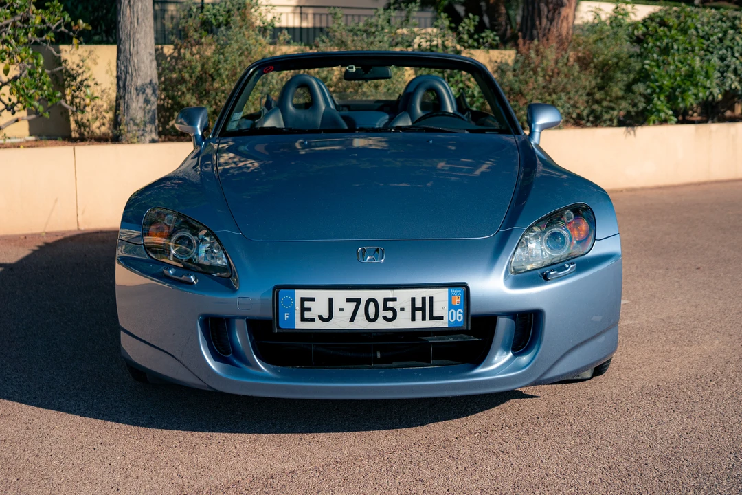 2004 Honda AP2 S2000 - Image 2 of 31