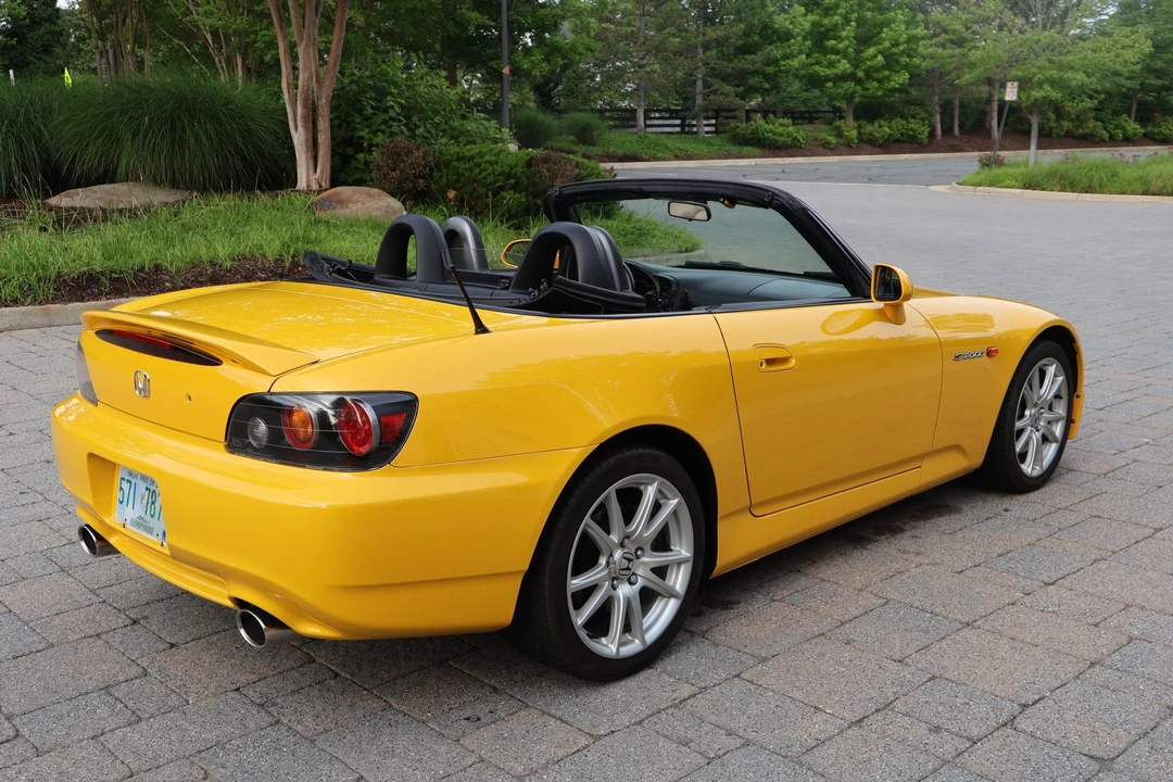 2004 Honda AP2 S2000 - Image 25 of 31