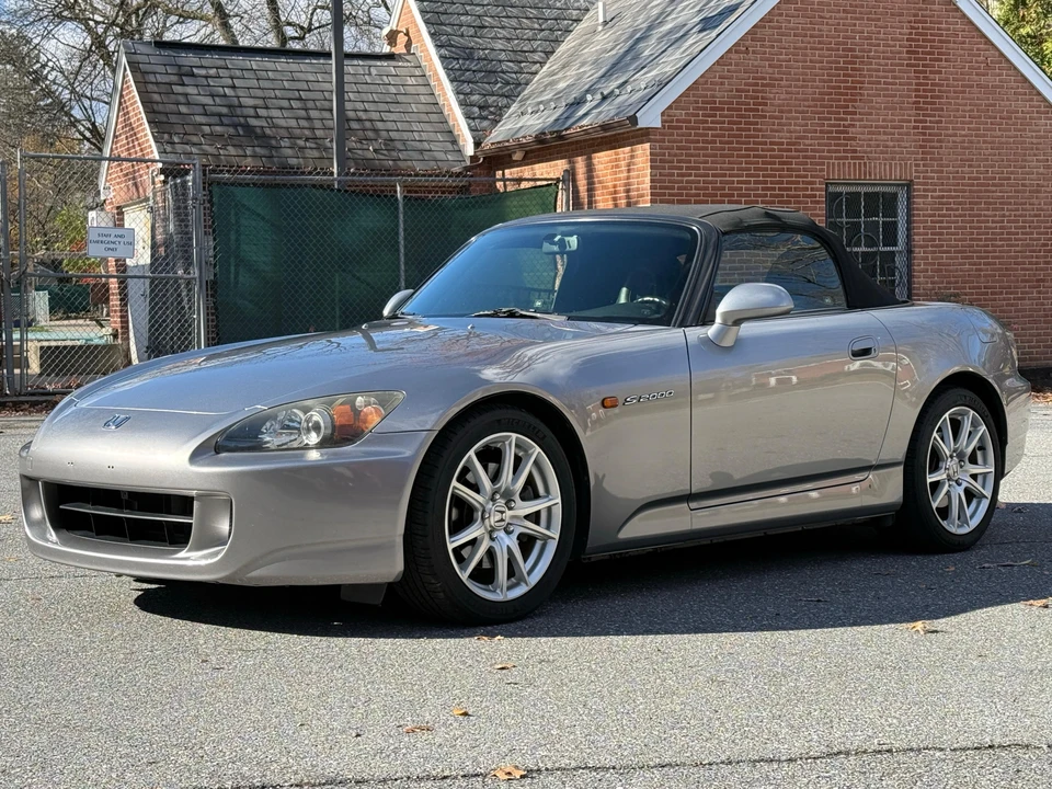 2004 Honda AP2 S2000 - Image 17 of 31