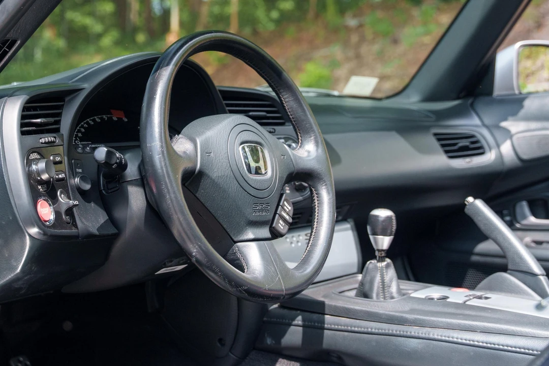 2004 Honda AP2 S2000 - Image 24 of 31