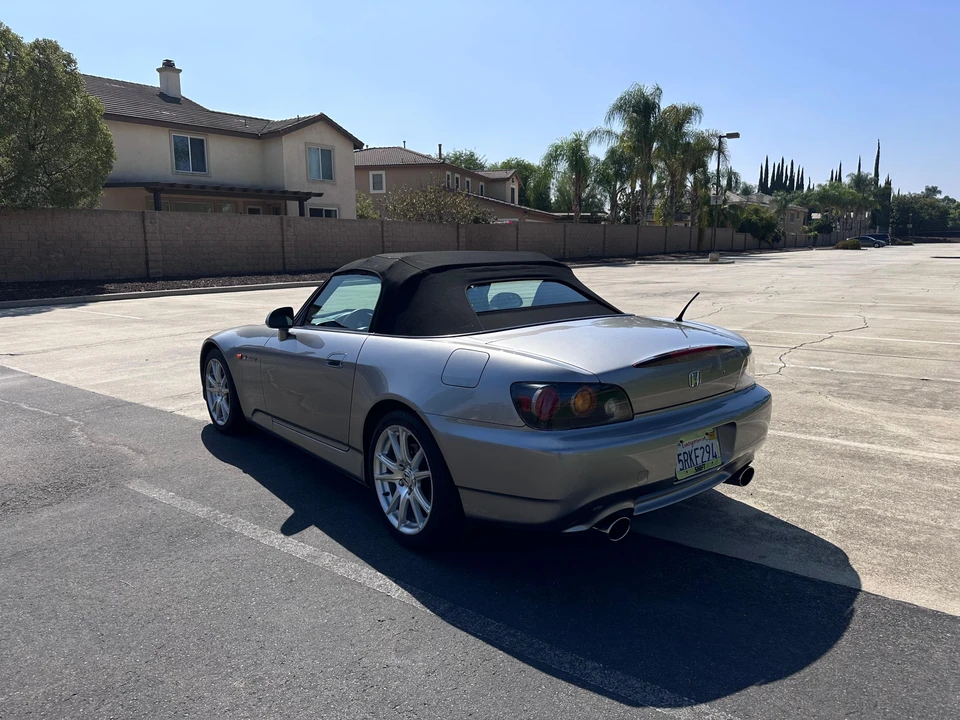 2004 Honda AP2 S2000 - Image 27 of 31