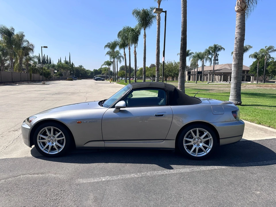 2004 Honda AP2 S2000 - Image 25 of 31