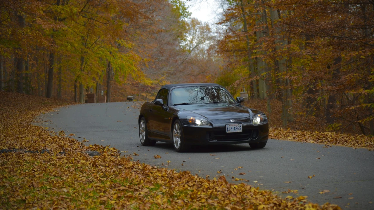 2004 Honda AP2 S2000 - Image 2 of 31