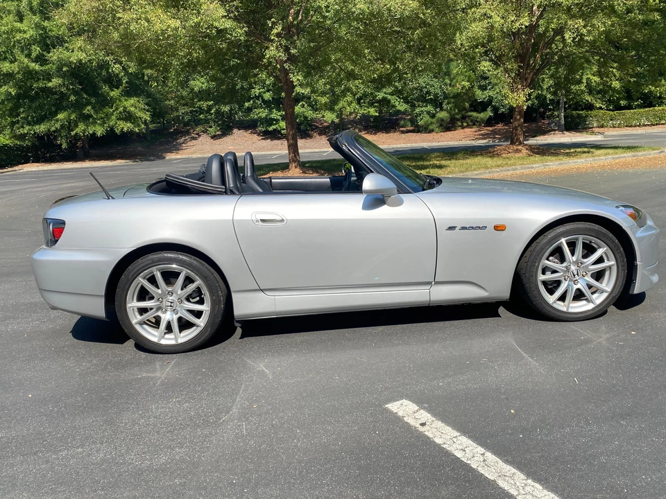 2004 Honda AP2 S2000 - Image 10 of 31