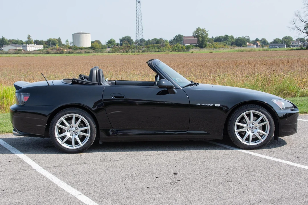2004 Honda AP2 S2000 - Image 3 of 31