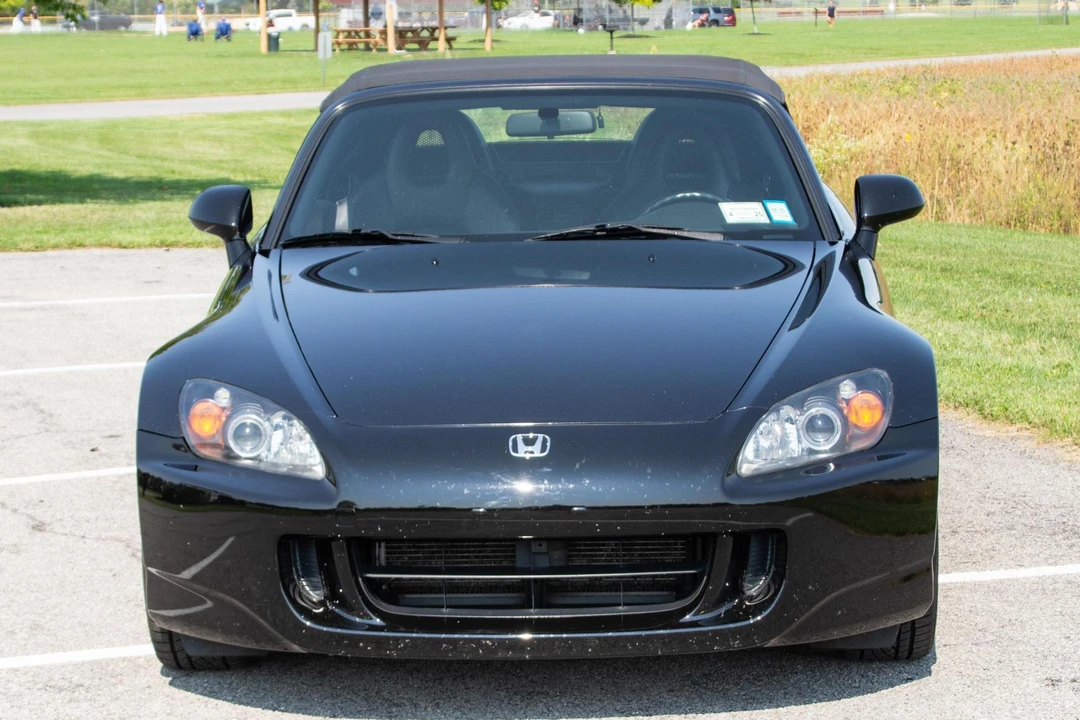 2004 Honda AP2 S2000 - Image 2 of 31