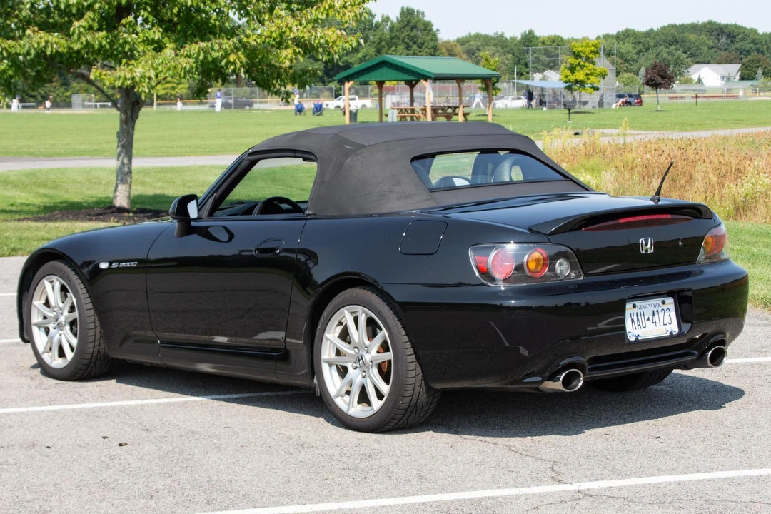 2004 Honda AP2 S2000 - Image 4 of 31