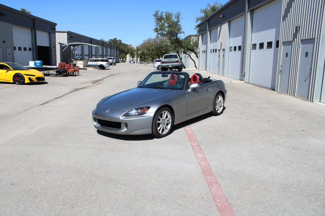 2004 Honda AP2 S2000 - Image 2 of 31
