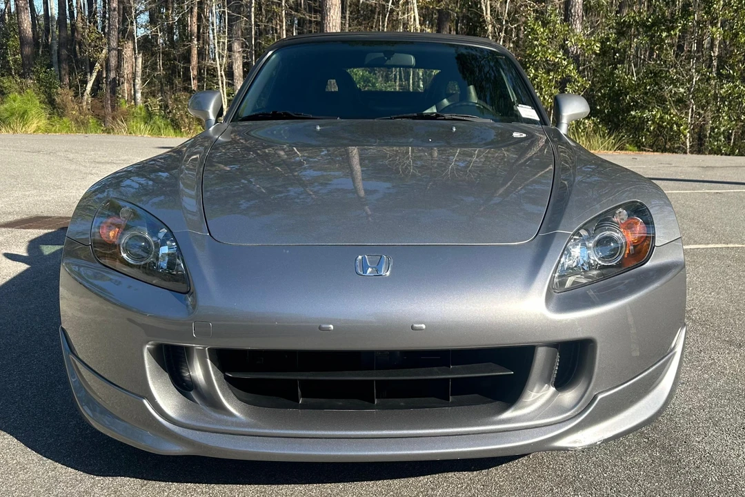 2004 Honda AP2 S2000 - Image 2 of 31