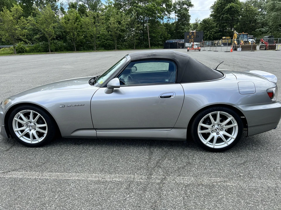 2004 Honda AP2 S2000 - Image 17 of 31