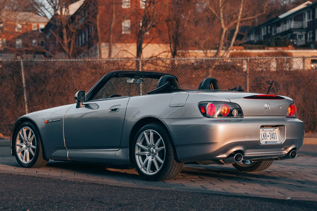 2004 Honda AP2 S2000 - Image 4 of 31