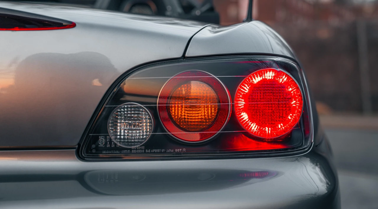 2004 Honda AP2 S2000 - Image 22 of 31