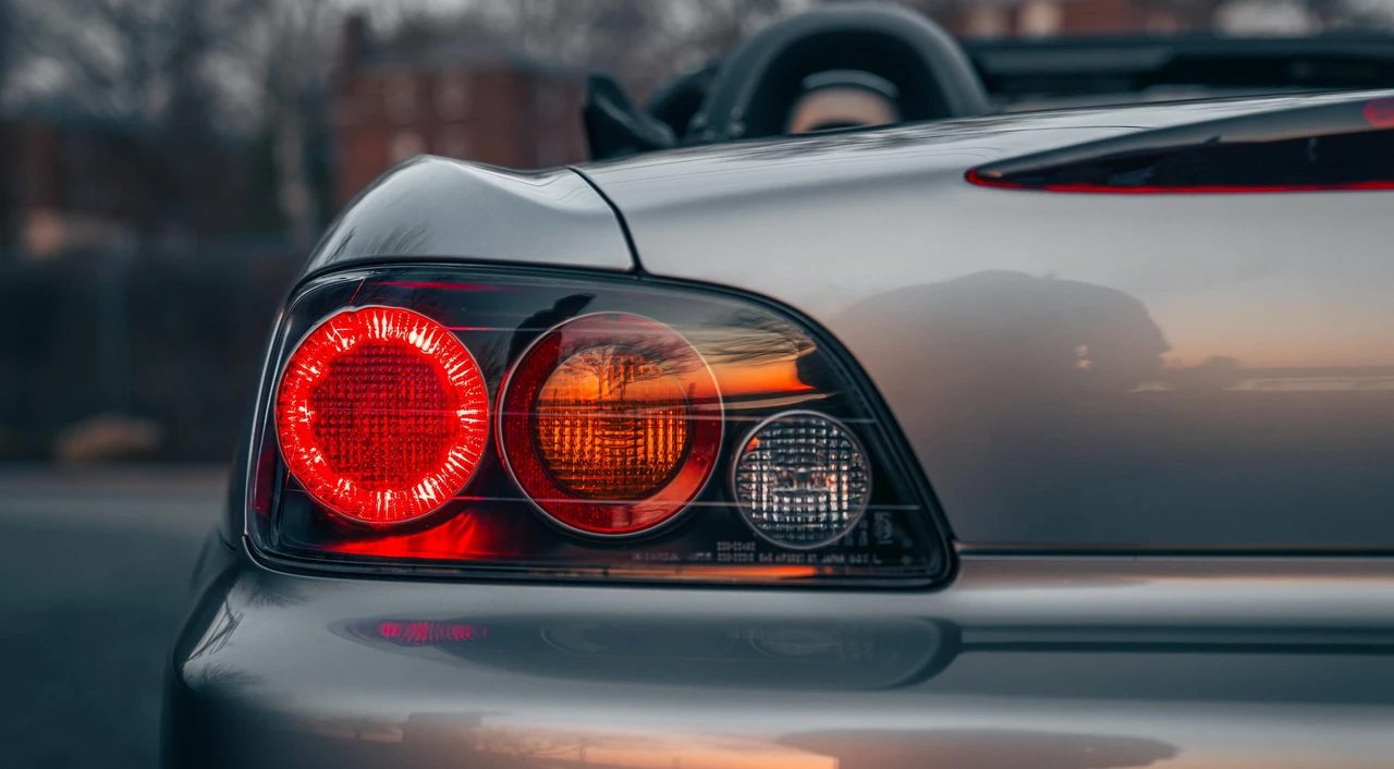 2004 Honda AP2 S2000 - Image 20 of 31