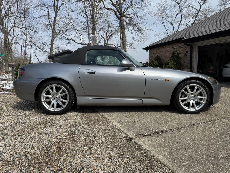2004 Honda AP2 S2000 - Image 14 of 23