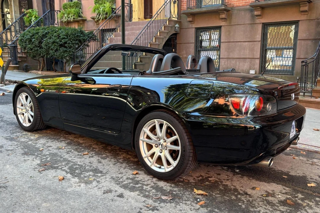 2004 Honda AP2 S2000 - Image 4 of 31