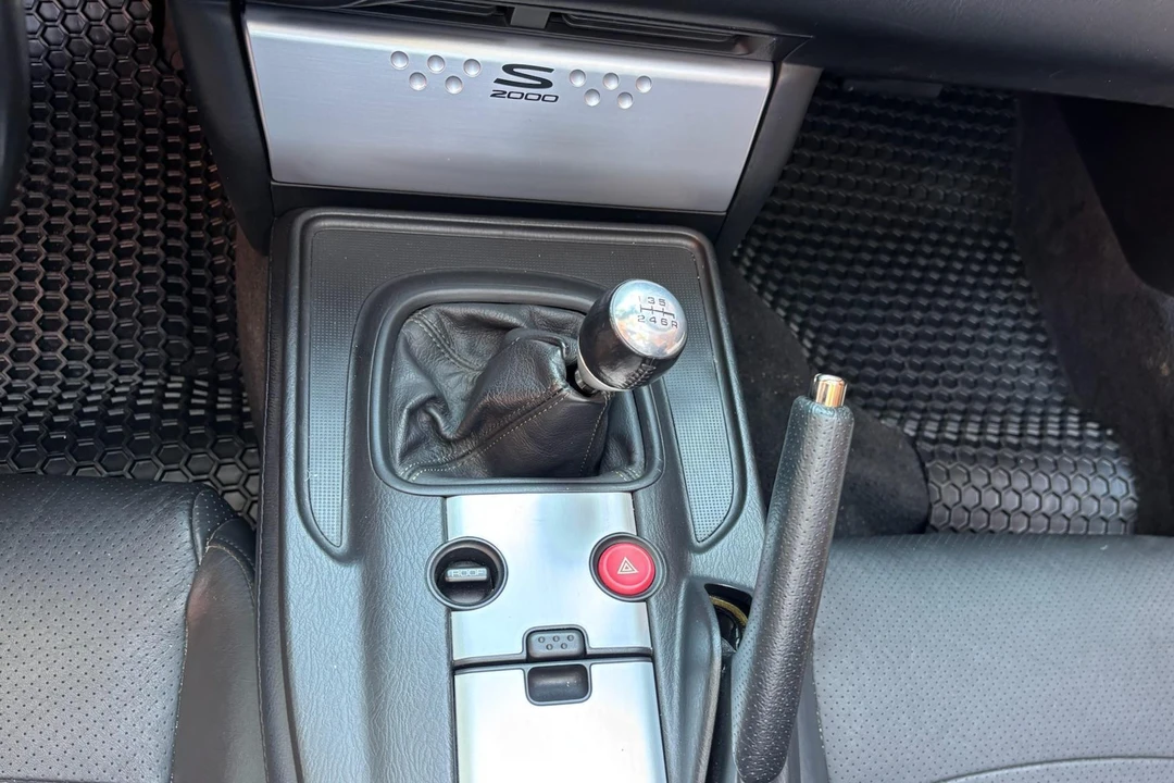 2004 Honda AP2 S2000 - Image 27 of 31