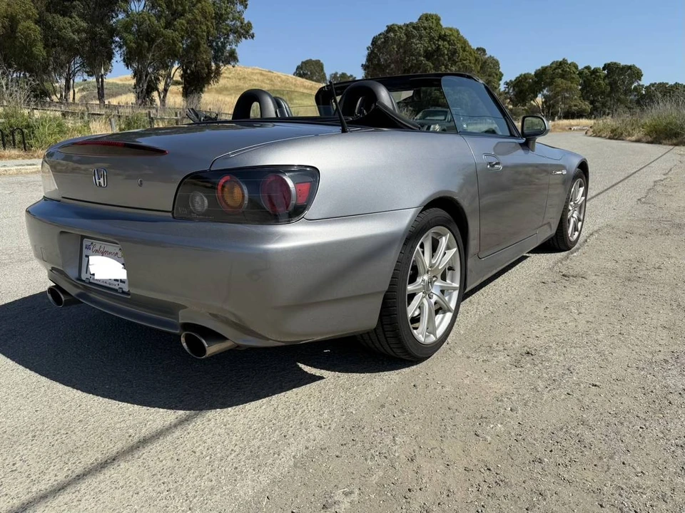 2004 Honda AP2 S2000 - Image 4 of 10