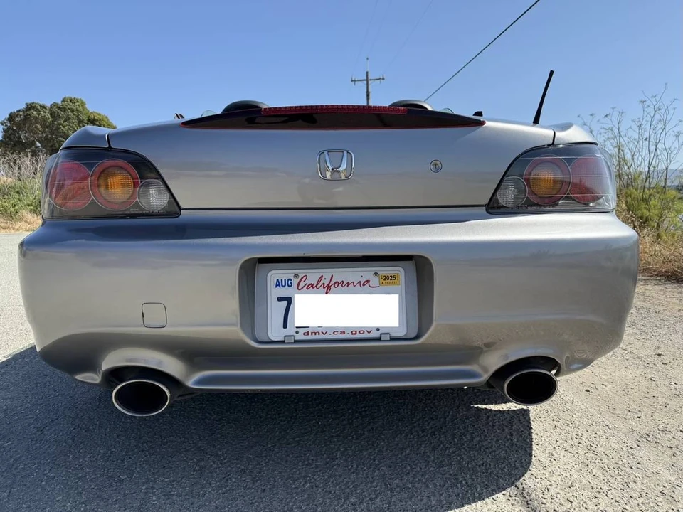 2004 Honda AP2 S2000 - Image 3 of 10