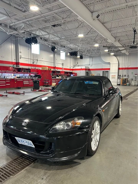 2004 Honda AP2 S2000 - Image 2 of 7