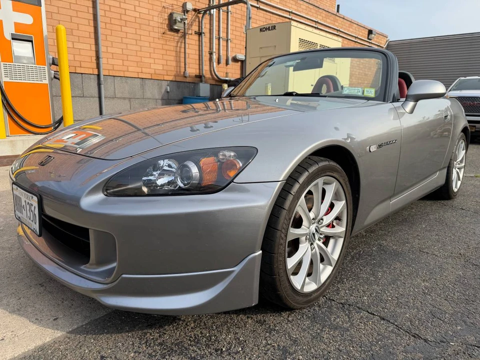 2004 Honda AP2 S2000 - Image 4 of 17