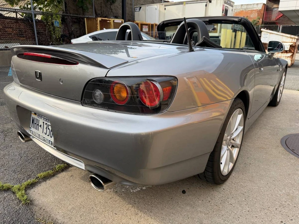 2004 Honda AP2 S2000 - Image 9 of 17