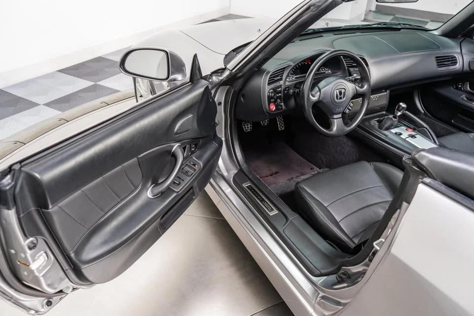 2004 Honda AP2 S2000 - Image 17 of 19