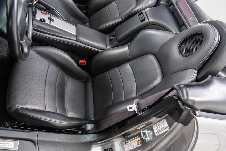 2004 Honda AP2 S2000 - Image 18 of 19