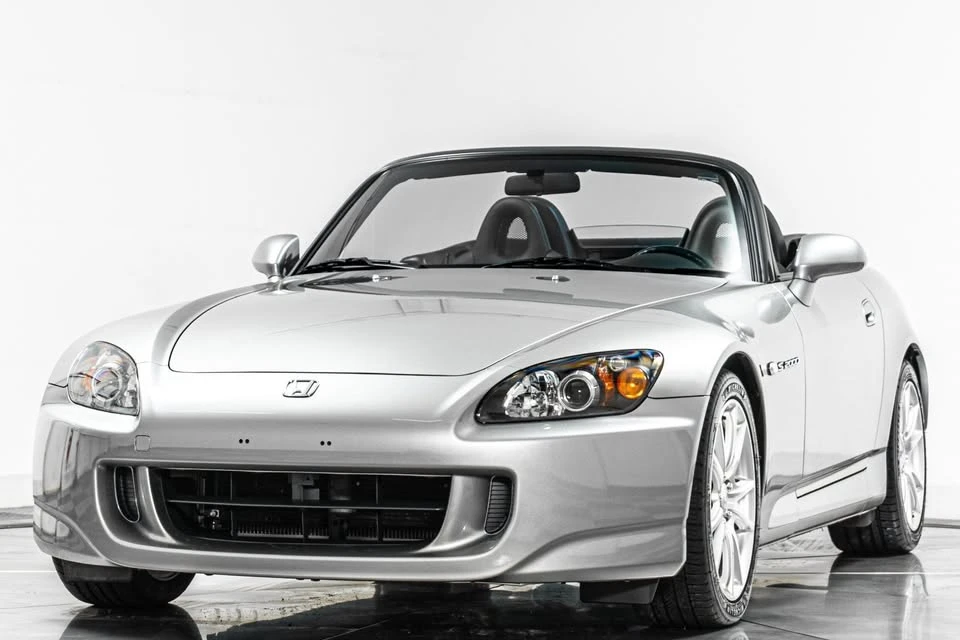 2004 Honda AP2 S2000 - Image 4 of 19