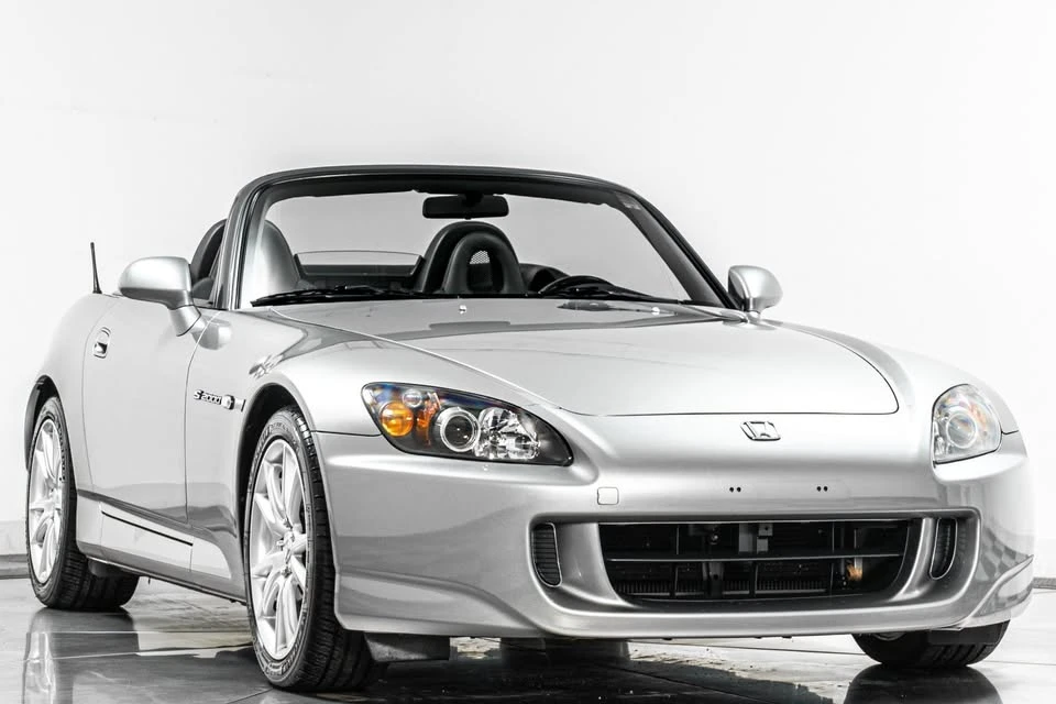 2004 Honda AP2 S2000 - Image 2 of 19