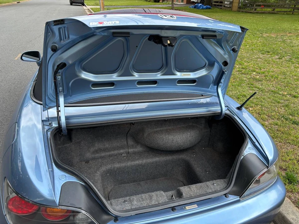 2004 Honda AP2 S2000 - Image 18 of 19