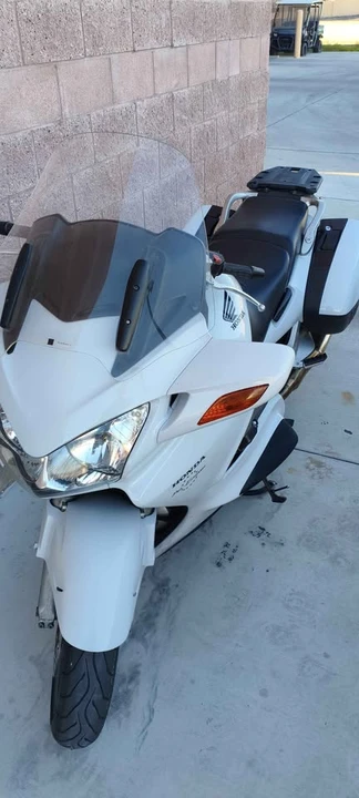 2004 Honda Motorcycles - Image 2 of 6
