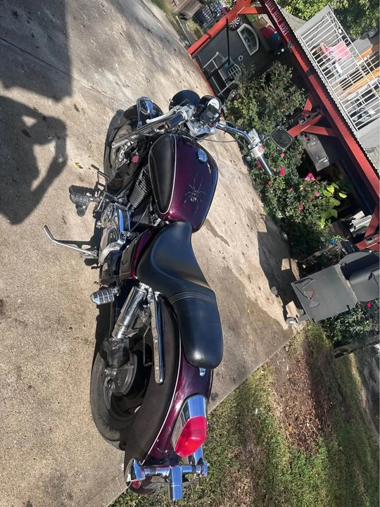 2004 Honda Motorcycles - Image 2 of 7