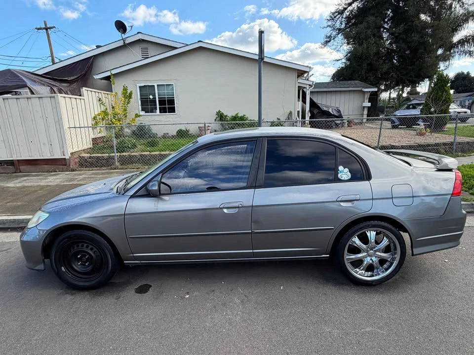 2004 Honda Accord 7th Gen - Image 3 of 14
